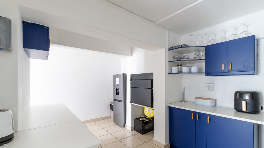 5 Bedroom Property for Sale in Twee Kuilen Western Cape